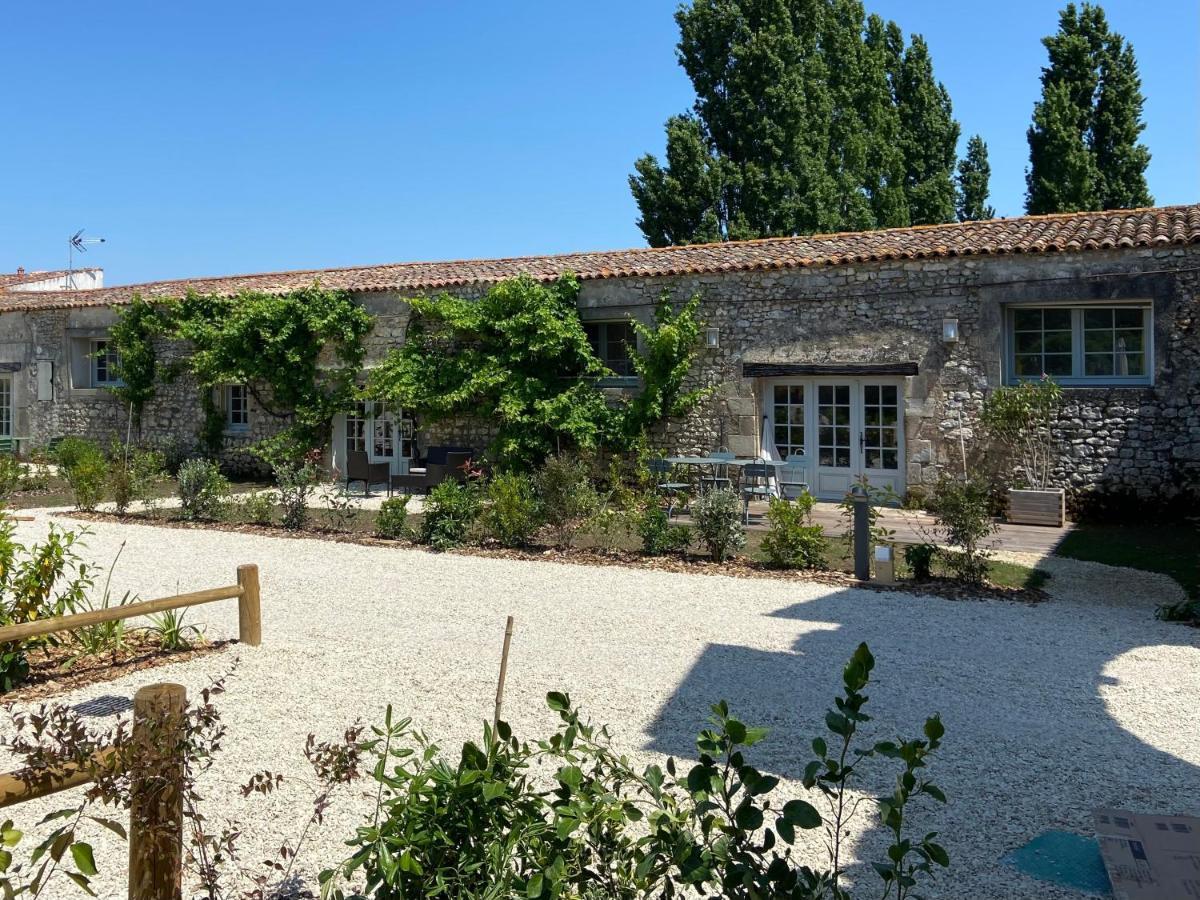 Chateau De Feusse Saint-Just-Luzac Εξωτερικό φωτογραφία