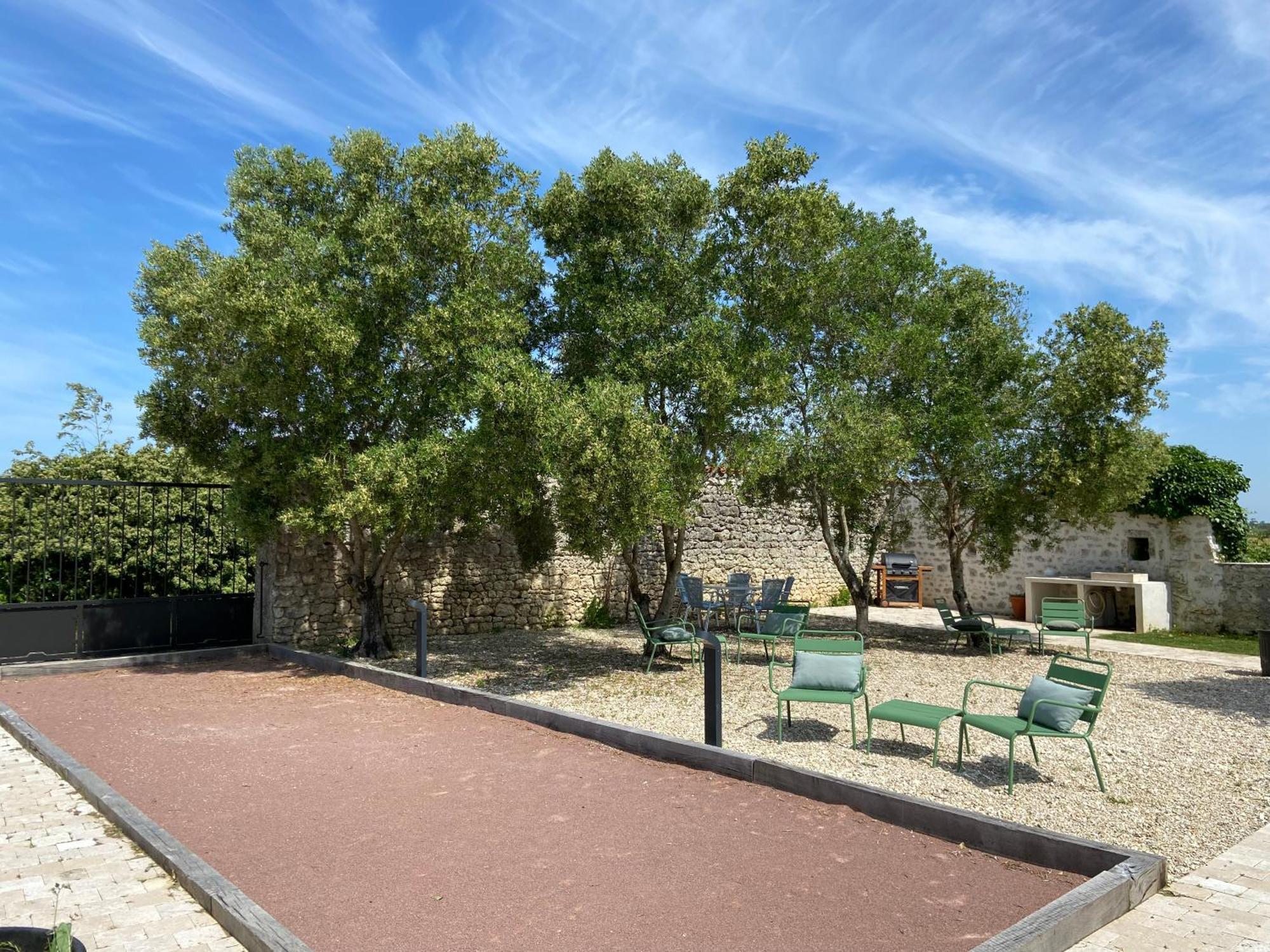 Chateau De Feusse Saint-Just-Luzac Εξωτερικό φωτογραφία